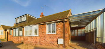 2 bedroom semi-detached bungalow for sale