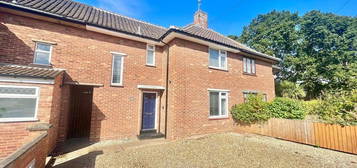 4 bed property to rent