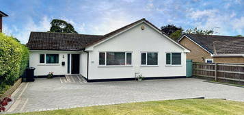 4 bedroom detached bungalow for sale