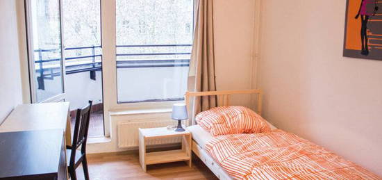 Private Room in Moabit, Berlin