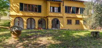 Villa in vendita in via della Torre del Gallo