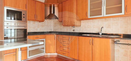 Apartamento T2 para arrendamento