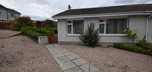 2 bedroom semi-detached bungalow