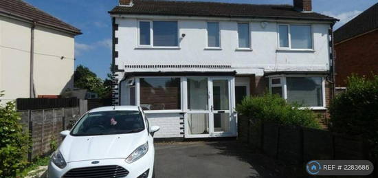 2 bedroom semi-detached house