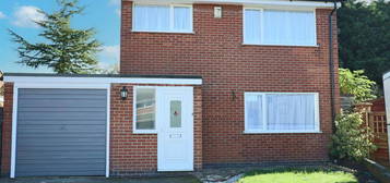 3 bedroom detached house