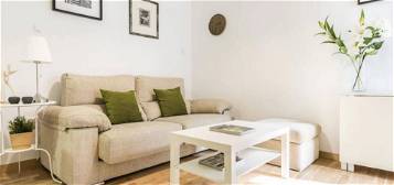 Studio meublé  à louer, 1 pièce, 45 m²