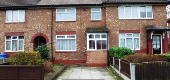 Terraced house to rent in Princess Street, Broadheath, Altrincham WA14