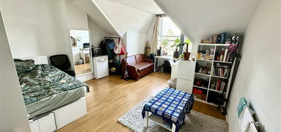 1 bedroom house share