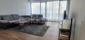 Apartament modern cu 3 camere, mobilat