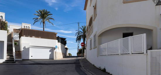 Piso en venta en calle Siracusa, 8