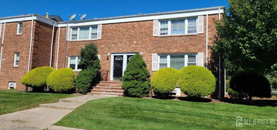 47 Morgan Ln Apt 2A, Bridgewater, NJ 08807