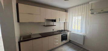 Apartament 3 Camere/ Nerva Traian/Mall Vitan