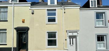 4 bedroom terraced house