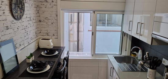 Apartamento de alquiler en Rúa de Santiago de Chile, 7, Ensanche - Sar