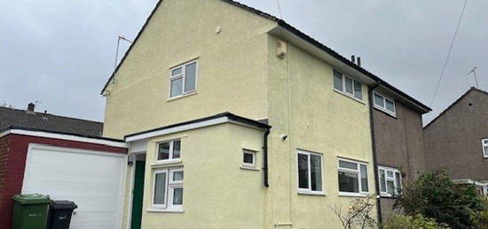 2 bed semi-detached house to rent