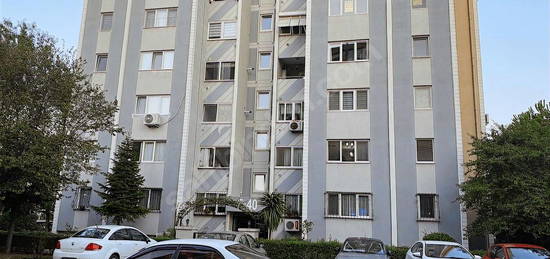 HGM/KİRALIKYAHYAKAPTAN GROS MARKETE YAKIN,4.KAT,3+1,126 m2