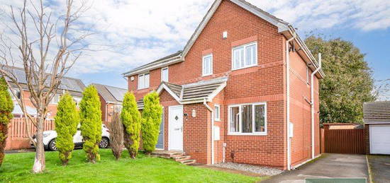 3 bed semi-detached house for sale