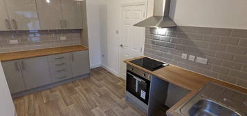 Flat to rent in Southwell Lane, Kirkby-In-Ashfield, Nottingham NG17