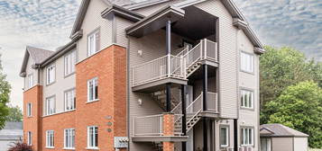 862, Rue Brodeur
                        Farnham