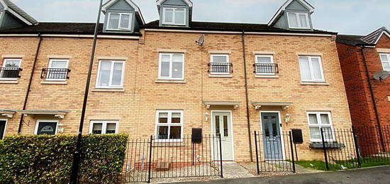 3 bedroom terraced house for sale