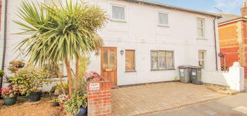 4 bedroom terraced house