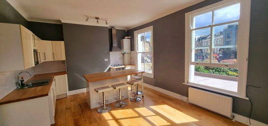 2 bed flat to rent