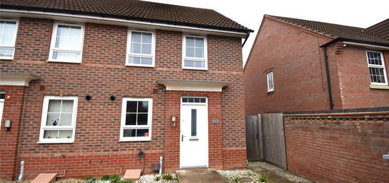 End terrace house to rent in Wisdom Close, Fernwood, Newark, Nottinghamshire NG24