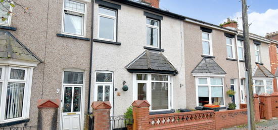 4 bed terraced house for sale