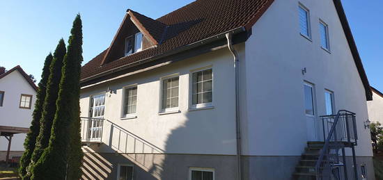 Moderne 4,5-Zimmer-Maisonette-Wohnung mit Balkon, Fußbodenheizung und Stellplatz in Binz