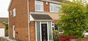 3 bedroom semi-detached house