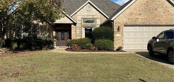 5303 S  Stone Bay Ct, Rogers, AR 72758