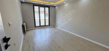 M.AKİF'DE SIFIR KULLANIŞLI 3+3 METRO YANI 160M² DUBLEKS DAİRE