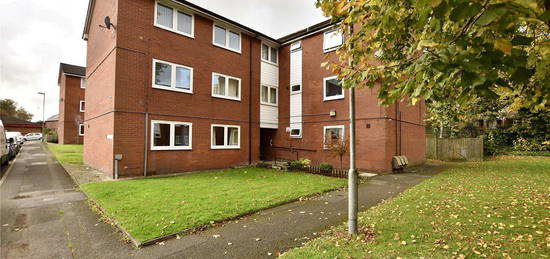 Flat for sale in Durden Mews, Shaw, Oldham, Greater Manchester OL2