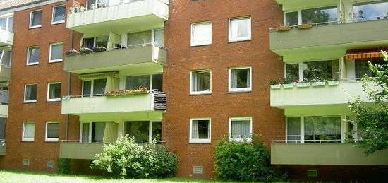 Echternach Immobilien: ... 2 1/2 Zimmer-Wohnung in ruhiger Wohnlage neu saniert