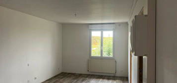 Appartement grand T1 EDF eau chauffage compris