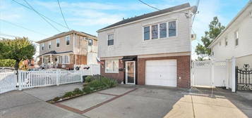 95-14 157th Ave, Howard Beach, NY 11414