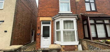 3 bedroom semi-detached house