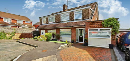 3 bedroom semi-detached house for sale