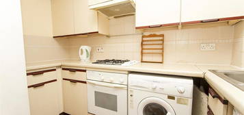 Flat to rent in Guillemot Court, Raven Close, London NW9