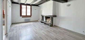 Appartement  à louer, 2 pièces, 1 chambre, 58 m²