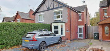 3 bedroom semi-detached house to rent