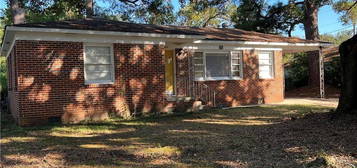 805 Myra Dr, Mobile, AL 36606