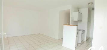 Appartement  à louer, 2 pièces, 1 chambre, 47 m²