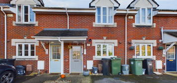 Terraced house to rent in Wells Close, Portsmouth PO3