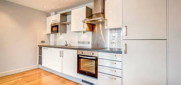 Flat for sale in Colton Square, Leicester LE1