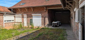 Maison type ferme à travaux