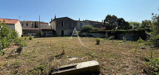 Maison à CARCASSONNE avec jardin à rénover