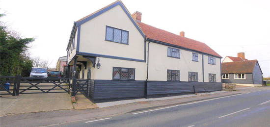 4 bed detached house to rent