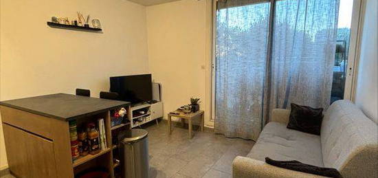 Loue appartement T2 meublé avec balcon exposé Sud à Aix en Provence