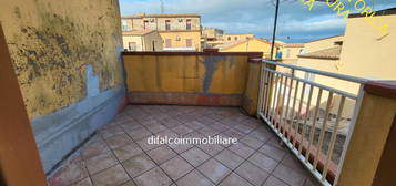 Ristrutturato centro storico mq 150 terrazzino